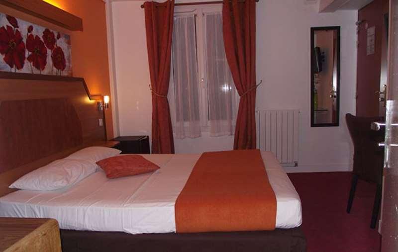 Le Nouvel Hotel Du Theatre Paris Phòng bức ảnh